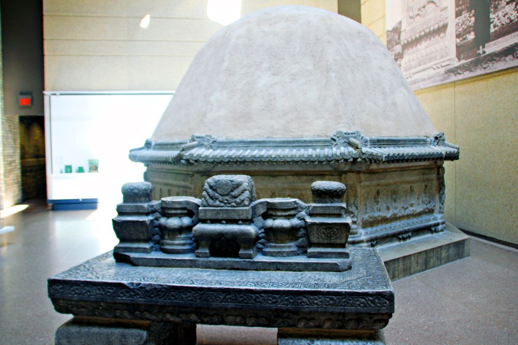 Ming Tomb, Royal Ontario Museum
