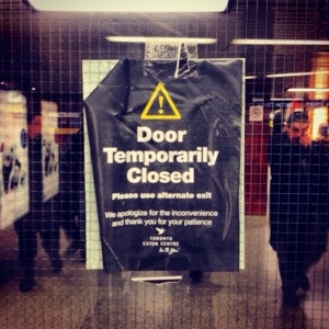Sign on a door at the Eaton Centre